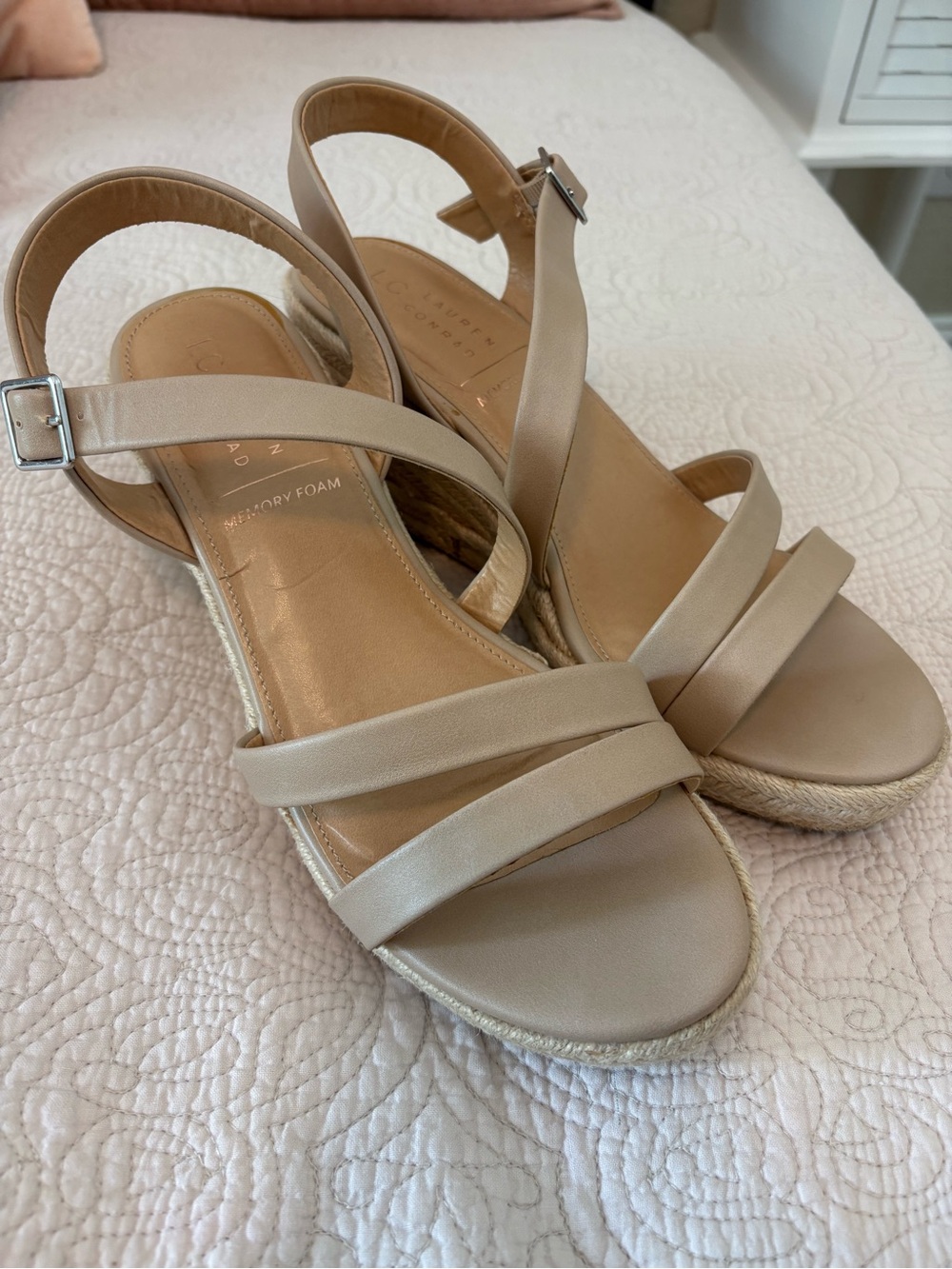 LC Lauren Conrad Beige Espadrille Wedge Sandals - Picture 3 of 3